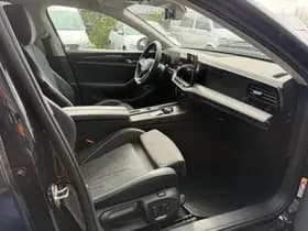 Volkswagen Passat Variant 1.5 eHybrid 204pk Business Trekhaak Camera Leder/Alcantara Stoel+ Stuurverwarming Massage Led Navigatie thumbnail 5