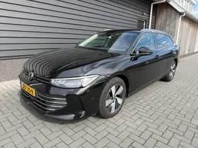 Volkswagen Passat Variant 1.5 eHybrid 204pk Business Trekhaak Camera Leder/Alcantara Stoel+ Stuurverwarming Massage Led Navigatie