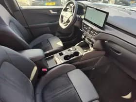 Ford Kuga 2.5 PHEV 224pk ST-Line X Panoramadak Trekhaak Stoelverwarming HUD B&O Audio thumbnail 3