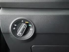 Volkswagen T-Roc 1.5 TSI 150pk DSG 2x R-Line Stoelverwarming App-Connect Led thumbnail 13