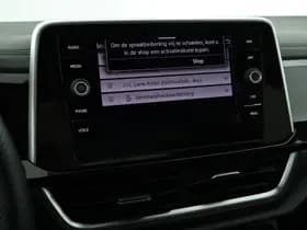 Volkswagen T-Roc 1.5 TSI 150pk DSG 2x R-Line Stoelverwarming App-Connect Led thumbnail 27