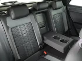 Volkswagen T-Roc 1.5 TSI 150pk DSG 2x R-Line Stoelverwarming App-Connect Led thumbnail 37