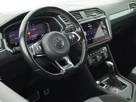 Volkswagen Tiguan 1.5 TSI 150pk DSG ACT 2x R-Line Black Style Trekhaak Camera Keyless Virtual Cockpit Panoramadak Navigatie thumbnail 3