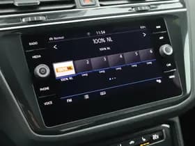 Volkswagen Tiguan 1.5 TSI 150pk DSG ACT 2x R-Line Black Style Trekhaak Camera Keyless Virtual Cockpit Panoramadak Navigatie thumbnail 24