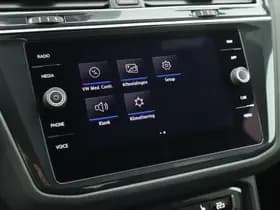 Volkswagen Tiguan 1.5 TSI 150pk DSG ACT 2x R-Line Black Style Trekhaak Camera Keyless Virtual Cockpit Panoramadak Navigatie thumbnail 32
