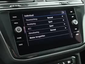 Volkswagen Tiguan 1.5 TSI 150pk DSG ACT 2x R-Line Black Style Trekhaak Camera Keyless Virtual Cockpit Panoramadak Navigatie thumbnail 38