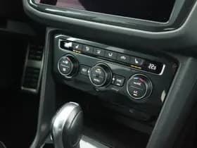 Volkswagen Tiguan 1.5 TSI 150pk DSG ACT 2x R-Line Black Style Trekhaak Camera Keyless Virtual Cockpit Panoramadak Navigatie thumbnail 39