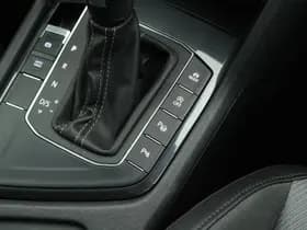 Volkswagen Tiguan 1.5 TSI 150pk DSG ACT 2x R-Line Black Style Trekhaak Camera Keyless Virtual Cockpit Panoramadak Navigatie thumbnail 41