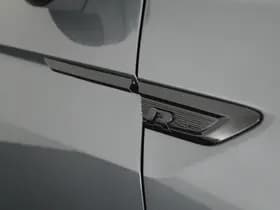 Volkswagen Tiguan 1.5 TSI 150pk DSG ACT 2x R-Line Black Style Trekhaak Camera Keyless Virtual Cockpit Panoramadak Navigatie thumbnail 48