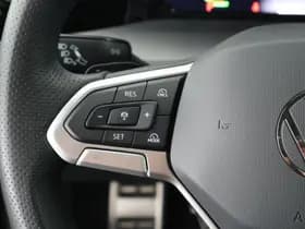 Volkswagen Golf 1.5 eTSI 150pk DSG R-Line Edition Camera Panoramadak Keyless Virtual Cockpit Navigatie thumbnail 17