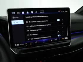 Volkswagen Golf 1.5 eTSI 150pk DSG R-Line Edition Camera Panoramadak Keyless Virtual Cockpit Navigatie thumbnail 30