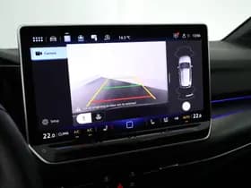 Volkswagen Golf 1.5 eTSI 150pk DSG R-Line Edition Camera Panoramadak Keyless Virtual Cockpit Navigatie thumbnail 4