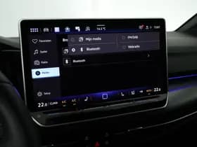 Volkswagen Golf 1.5 eTSI 150pk DSG R-Line Edition Camera Panoramadak Keyless Virtual Cockpit Navigatie thumbnail 33