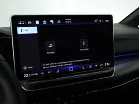 Volkswagen Golf 1.5 eTSI 150pk DSG R-Line Edition Camera Panoramadak Keyless Virtual Cockpit Navigatie thumbnail 35