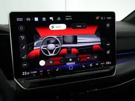 Volkswagen Golf 1.5 eTSI 150pk DSG R-Line Edition Camera Panoramadak Keyless Virtual Cockpit Navigatie thumbnail 36