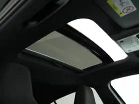 Volkswagen Golf 1.5 eTSI 150pk DSG R-Line Edition Camera Panoramadak Keyless Virtual Cockpit Navigatie thumbnail 39