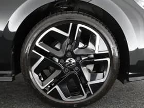 Volkswagen Golf 1.5 eTSI 150pk DSG R-Line Edition Camera Panoramadak Keyless Virtual Cockpit Navigatie thumbnail 51