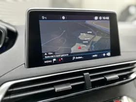 Peugeot 3008 1.2 PureTech Blue Lease Premium thumbnail 13