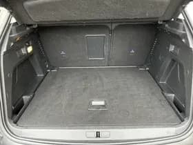 Peugeot 3008 1.2 PureTech Blue Lease Premium thumbnail 24