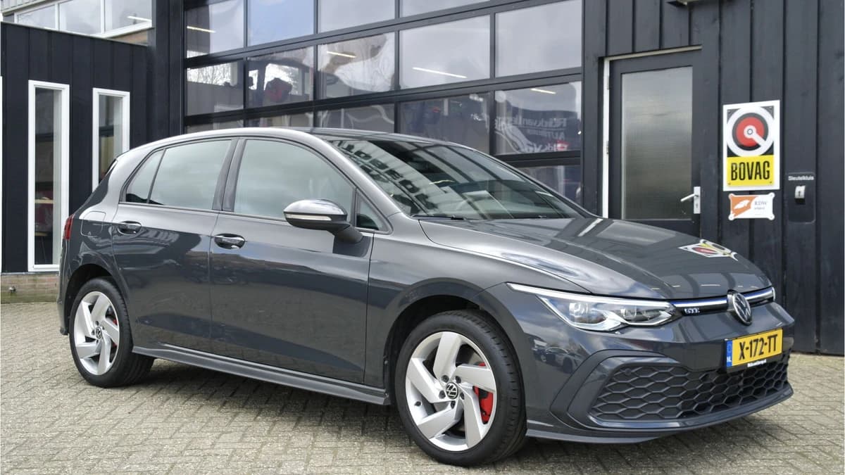 Volkswagen Golf 1.4 eHybrid GTE — foto 1