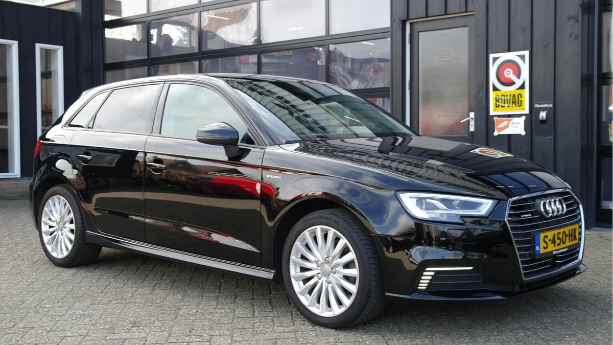 Audi A3 Sportback 1.4 e-tron Sport — foto 1
