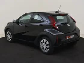 Toyota Aygo X 1.0 VVT-i S-CVT Play thumbnail 3