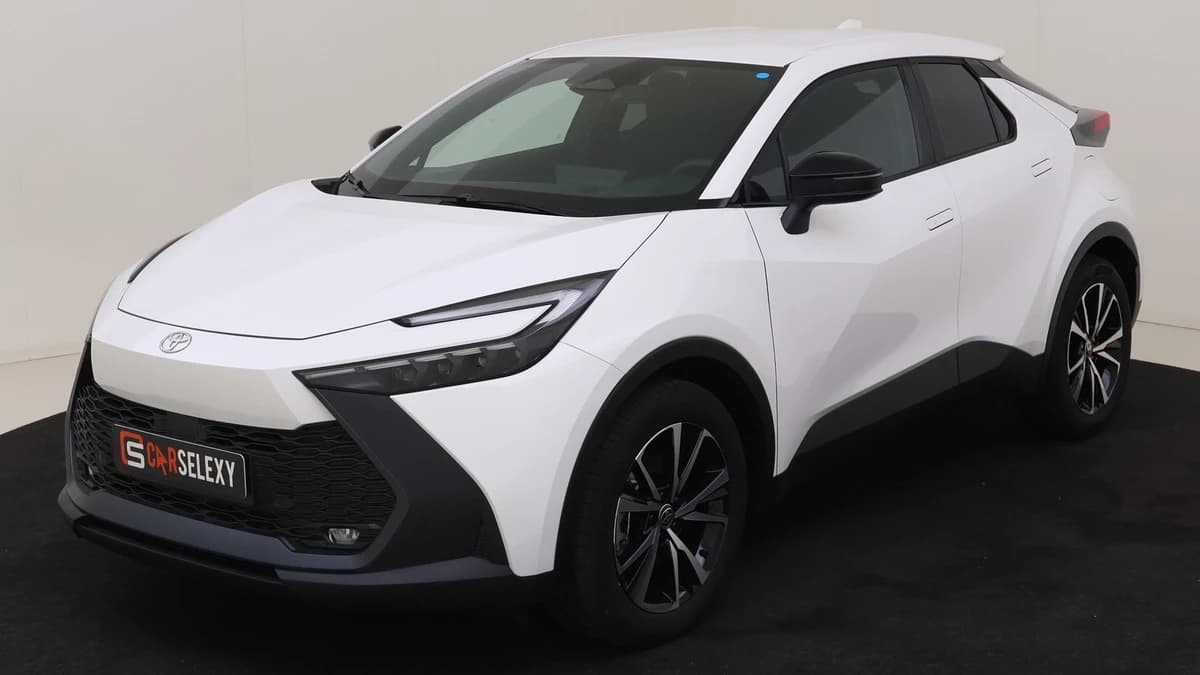 Toyota C-HR 2.0 PHEV 220PK Dynamic Winterpack Camera Carplay Navigatie — foto 1