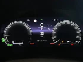 Toyota C-HR 2.0 PHEV 220PK Dynamic Winterpack Camera Carplay Navigatie thumbnail 13