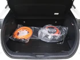 Toyota C-HR 2.0 PHEV 220PK Dynamic Winterpack Camera Carplay Navigatie thumbnail 25