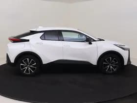 Toyota C-HR 2.0 PHEV 220PK Dynamic Winterpack Camera Carplay Navigatie thumbnail 6