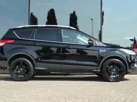 Ford Kuga 1.5 TITANIUM thumbnail 5