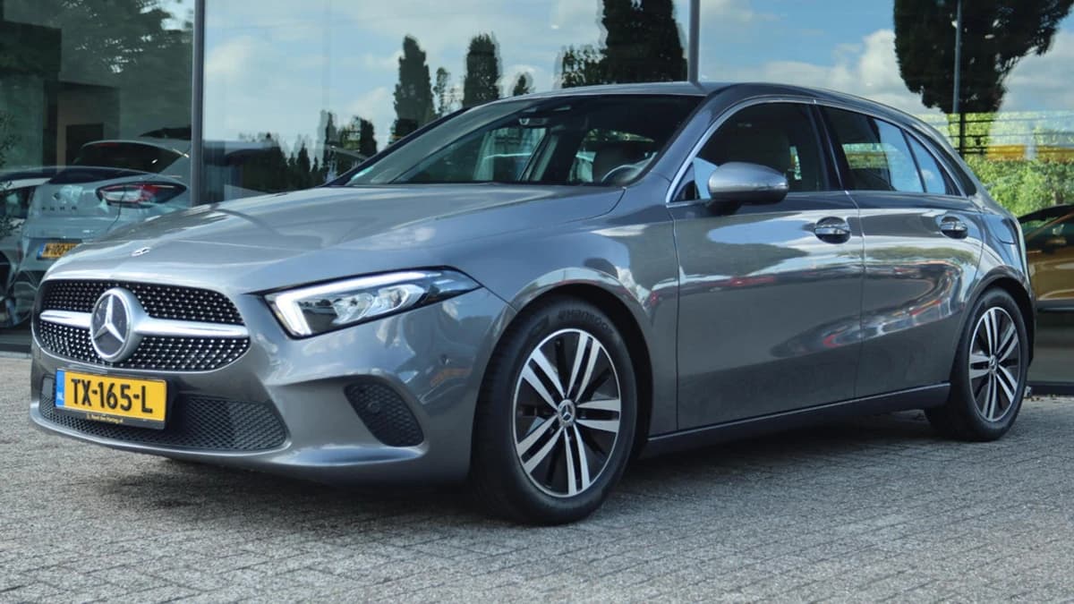 Mercedes-Benz A-Klasse 180 PREMIUM AUT. — foto 1