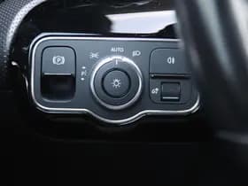 Mercedes-Benz A-Klasse 180 PREMIUM AUT. thumbnail 29