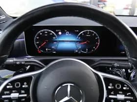 Mercedes-Benz A-Klasse 180 PREMIUM AUT. thumbnail 32