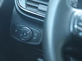 Ford Fiesta 1.0 ECOBOOST AUT. HYBRID TITANIUM thumbnail 21