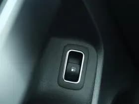 Mercedes-Benz A-Klasse 250E BUSINESS SOLUTION AMG LIMITED thumbnail 32