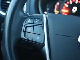 Volvo V40 1.5 T2 NORDIC+ ORIG. NL thumbnail 18