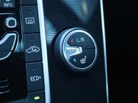 Volvo V40 1.5 T2 NORDIC+ ORIG. NL thumbnail 4