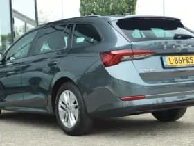 Škoda Octavia COMBI 1.0 TSI BUSINESS EDITION thumbnail 10