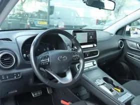 Hyundai KONA EV 64 KWH 3 FASE thumbnail 16