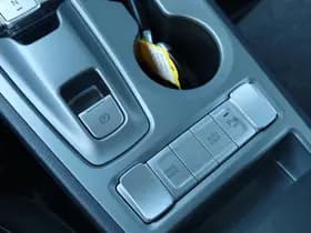 Hyundai KONA EV 64 KWH 3 FASE thumbnail 28