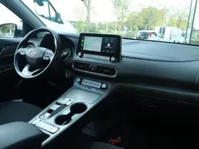 Hyundai KONA EV 64 KWH 3 FASE thumbnail 6