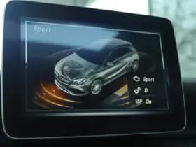 Mercedes-Benz A-Klasse AMG 45 4MATIC 381PK thumbnail 29