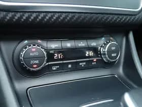 Mercedes-Benz A-Klasse AMG 45 4MATIC 381PK thumbnail 37