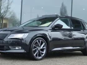 Mercedes-Benz A-Klasse AMG 45 4MATIC 381PK thumbnail 56