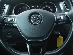 Volkswagen Tiguan 1.4 TSI CONNECTED SERIES thumbnail 18