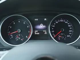 Volkswagen Tiguan 1.4 TSI CONNECTED SERIES thumbnail 21