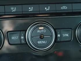 Volkswagen Tiguan 1.4 TSI CONNECTED SERIES thumbnail 31