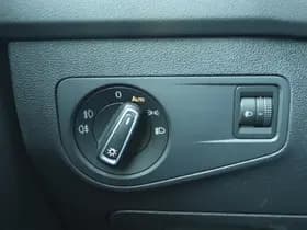 Volkswagen Tiguan 1.4 TSI CONNECTED SERIES thumbnail 35