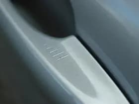 Ford Kuga 2.5 PHEV ST-LINE X thumbnail 16